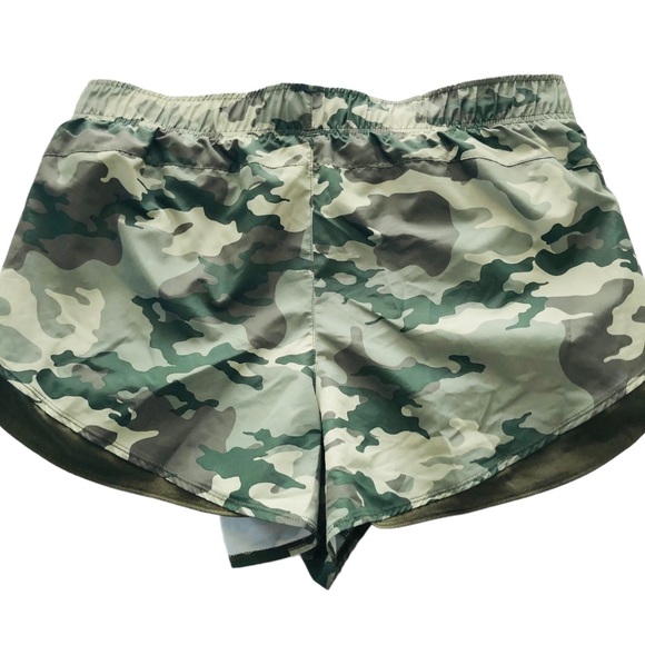 Camo Shorts - Picture 5 of 11